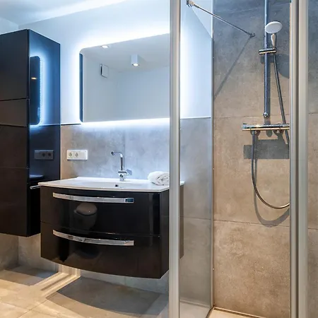 Zimmerei 4 公寓 特希尔